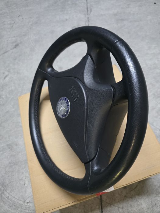 Volante Mercedes em Pele