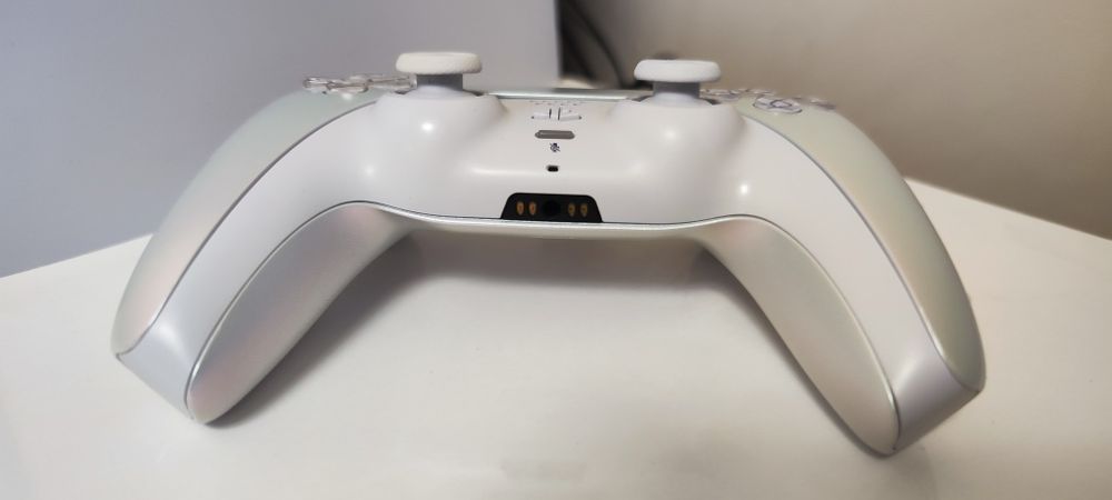 Comando PS5 DualSense Chroma Pearl