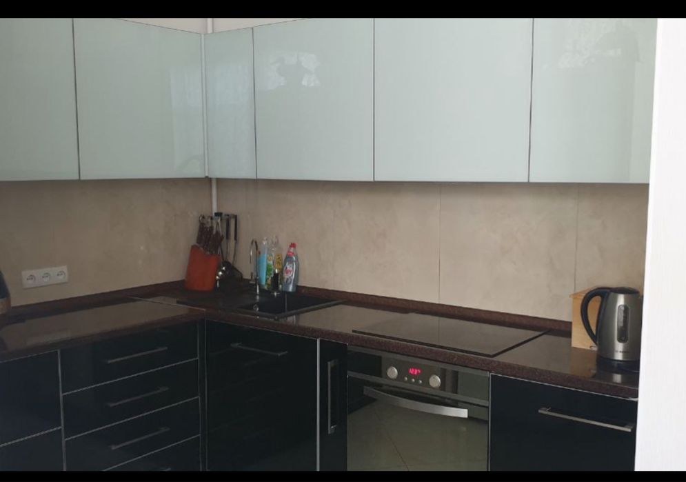 Продам отличную квартиру 88 м2,ул Сумская 77/79