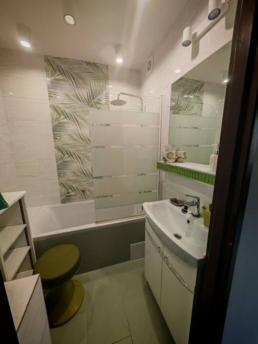 Wynajmę 4-pokojowe mieszkanie 60,5m² – umeblowane.