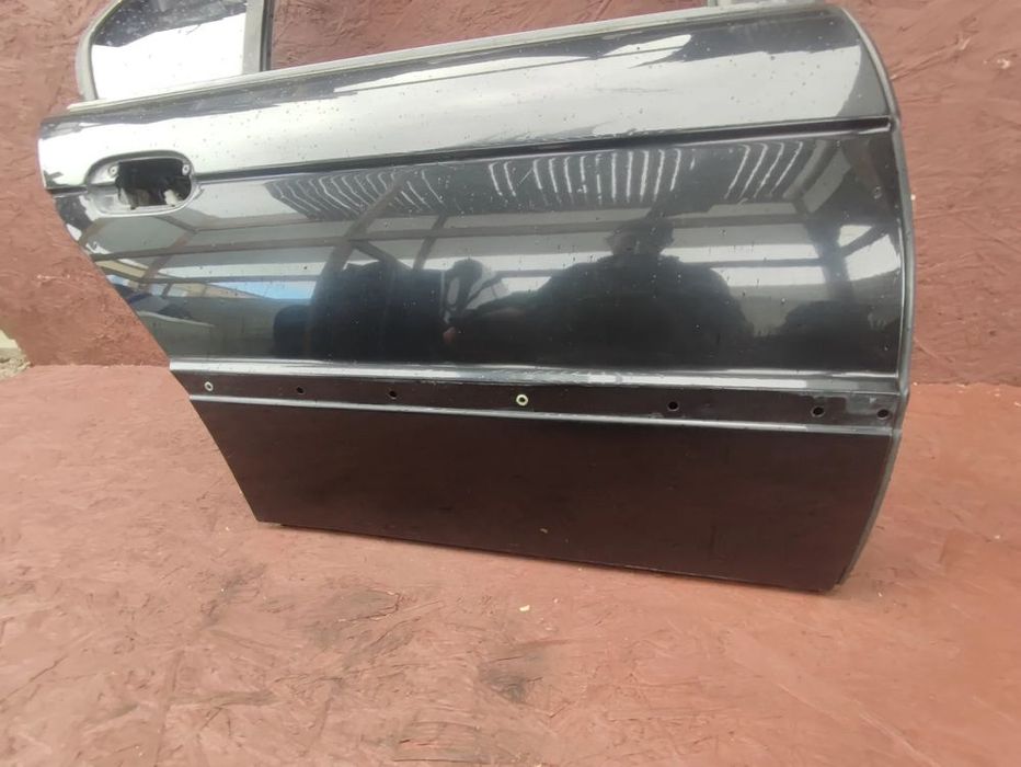 bmw e38 oryginalne drzwi tył prawe krótkie w kolorze schwarz 2 bez r