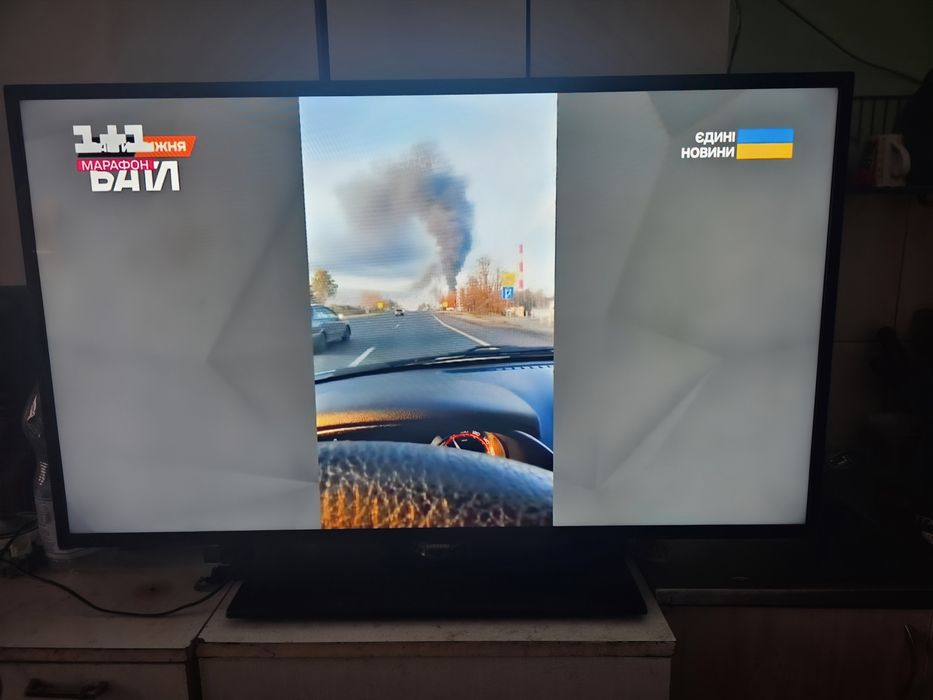 Телевізор  samsung 46"