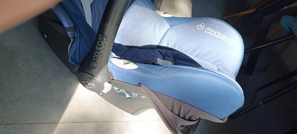 Fotelik z bazą maxi Cosi familyfix 0-13 kg