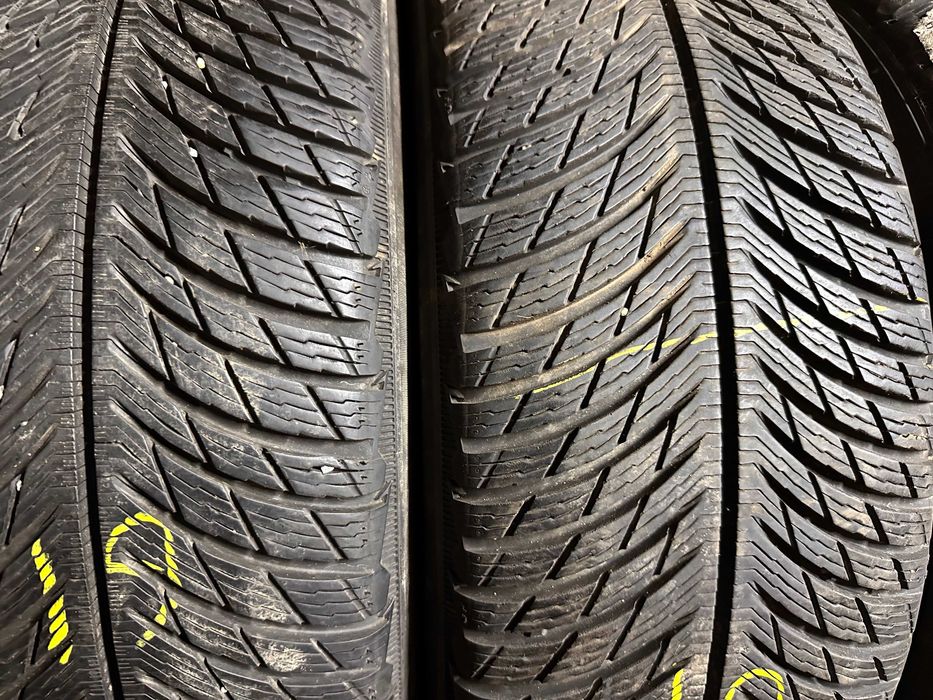 Шини зима 235/60R17 MICHELIN PILOT ALPIN 5 suv 4шт 7-7,5мм