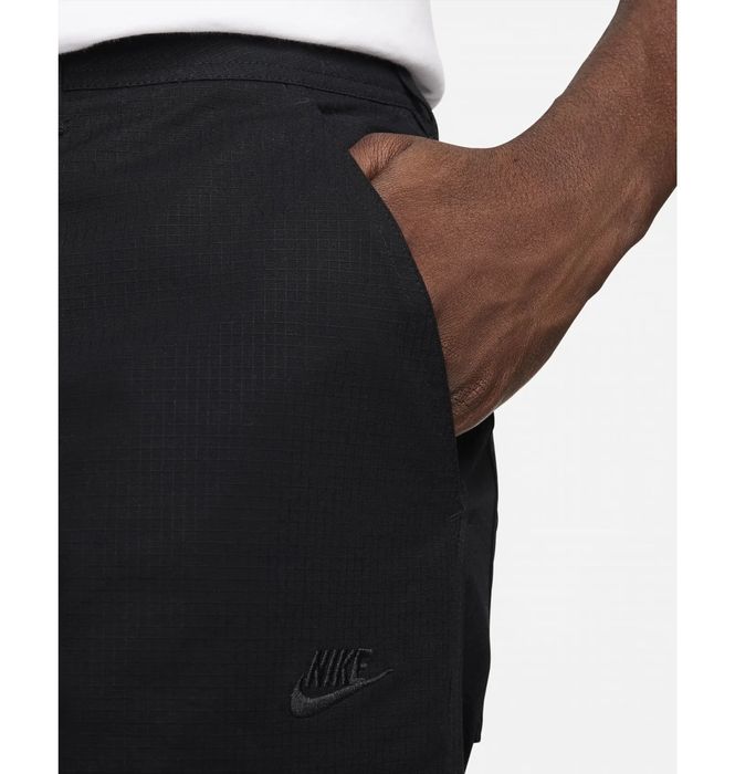 Штани чоловічі Nike Cargo Club Black оригінал FZ5765-010