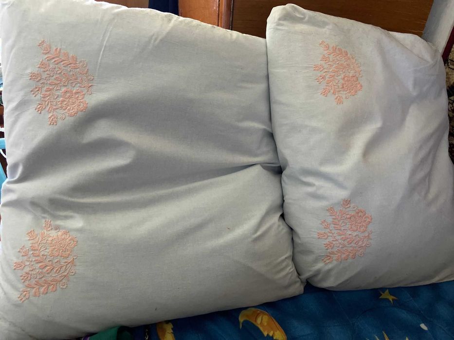 Подушки 60*60 см