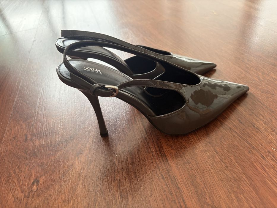 Sapatos stiletto zara
