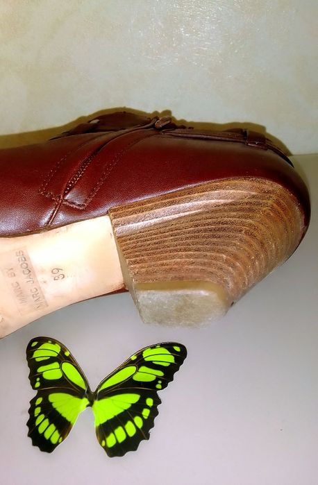 Стильные деми-ботиночки  MARC JACOBS и сникерсы TAMARIS. Made in USA. Original. НАТУРАЛЬНАЯ КОЖА. Размер 38/25 см/.