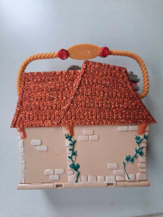 Disney, Little Maisonnettede Belle