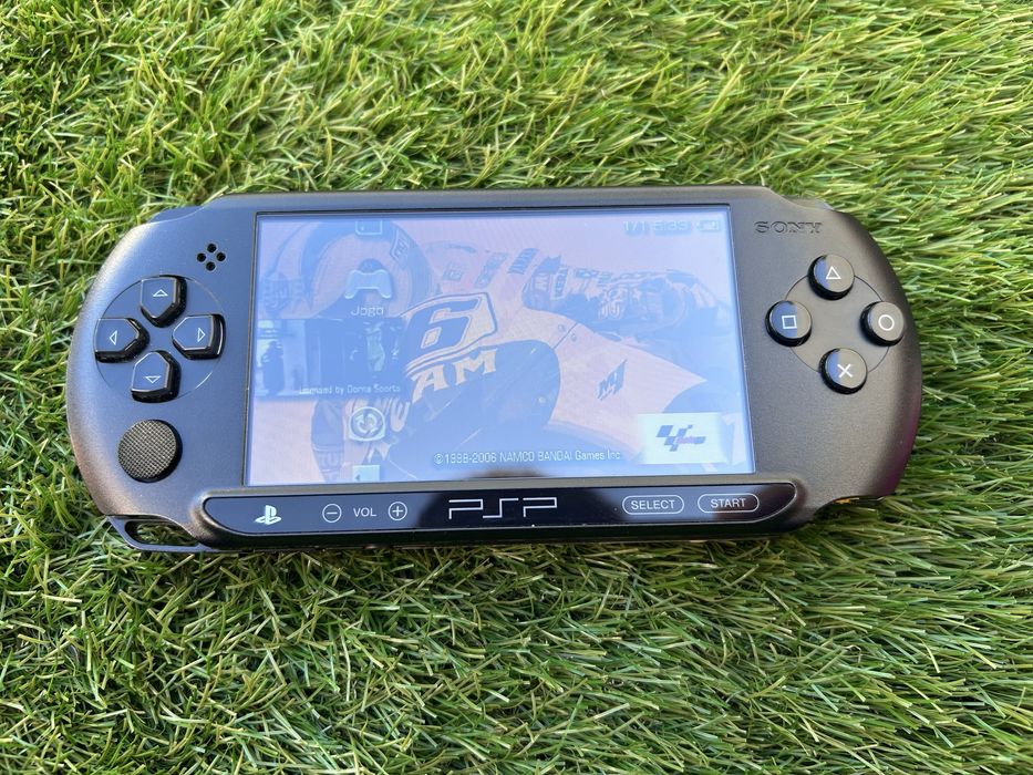PSP E1000 “Street” Preto