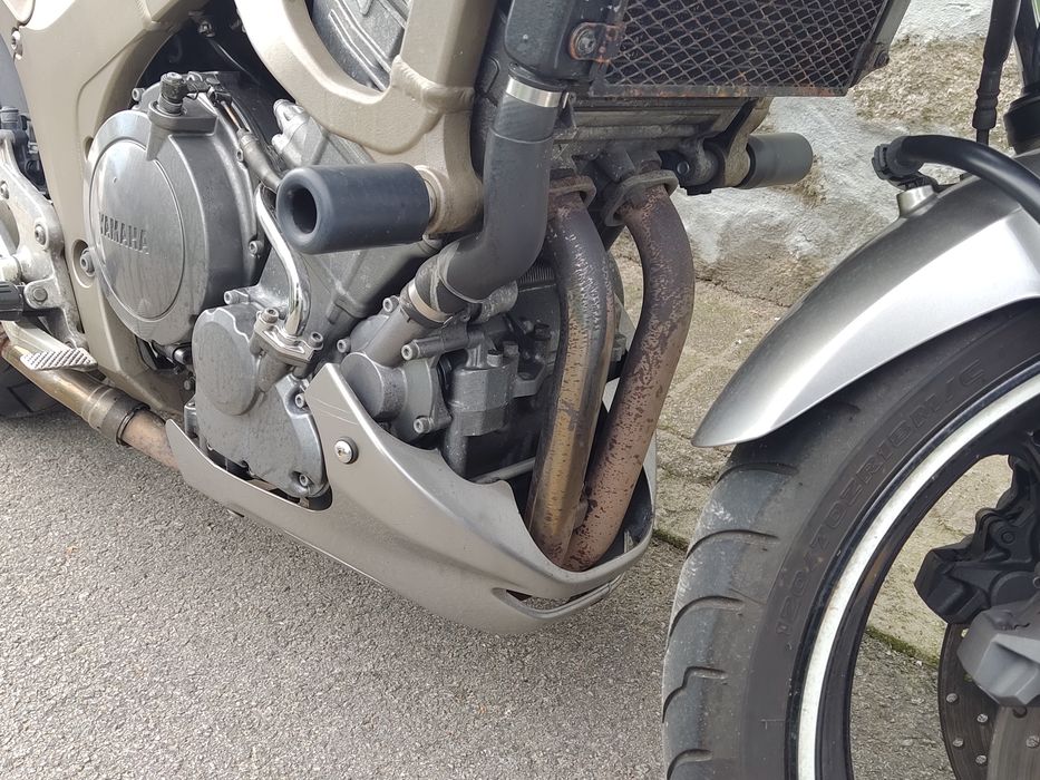 Yamaha TDM 900  (troco MT450 CFMoto)