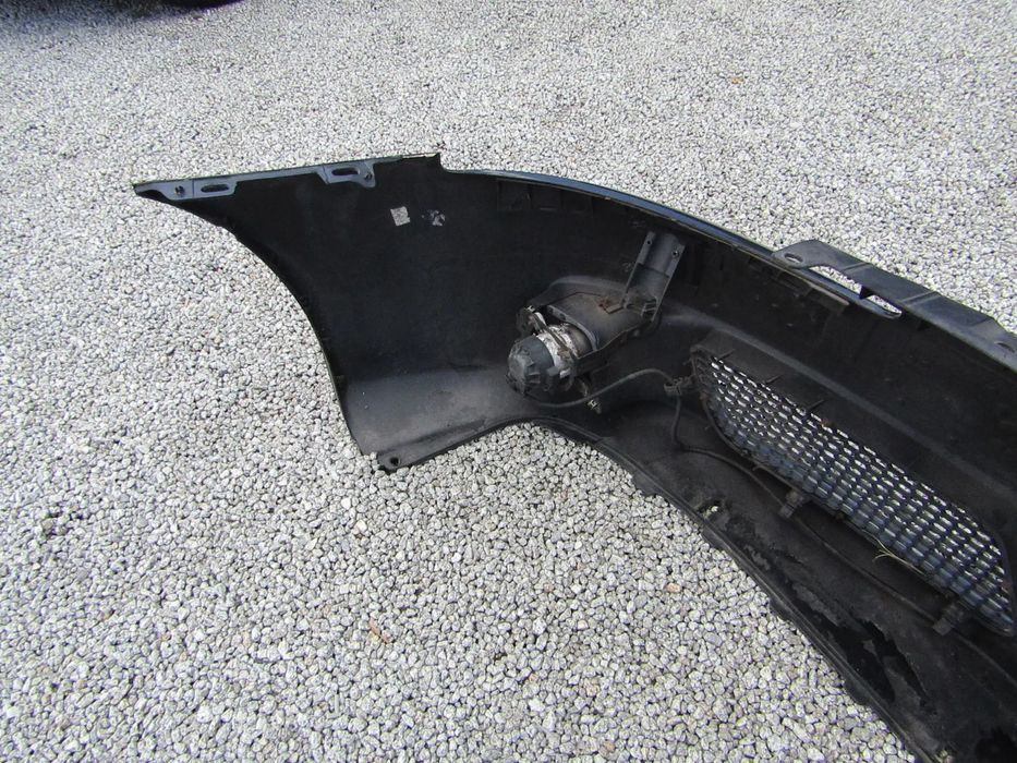 Para-choques frente Alfa Romeo 147,Original ,ano2006 c/farois nevoeiro