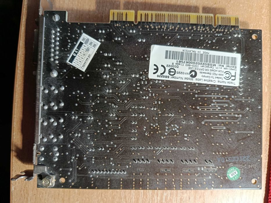 Звукова Карта Creative SB Live! 5.1 model SB0220 [чіп EMU10K1-JFF]