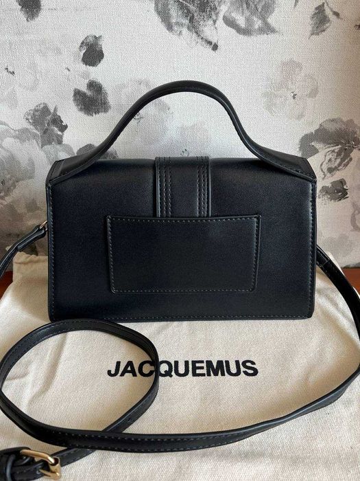 Cумка Jacquemus Le Grand Bambino