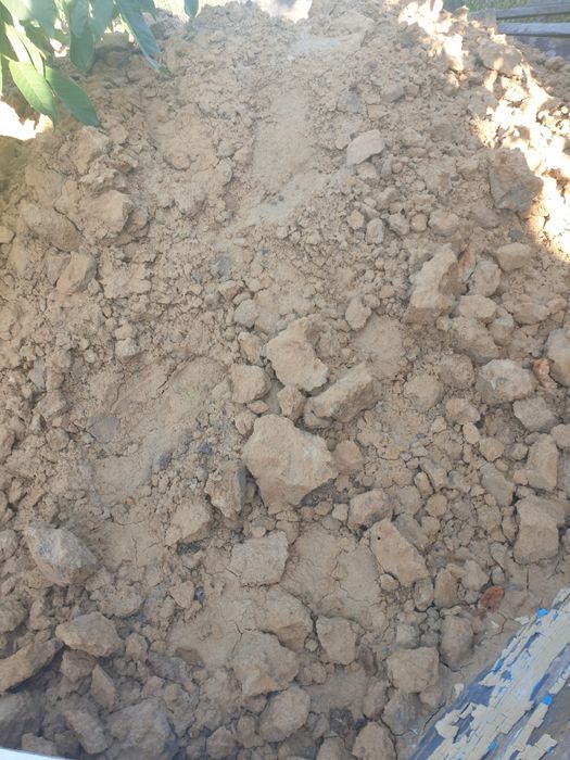 Грунт на підсипку  (глина і  грунт  )