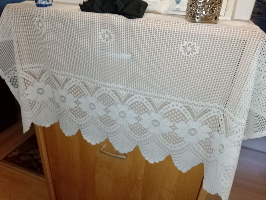 Zestaw: dwie zazdrostki i lambrekin, kolor biały