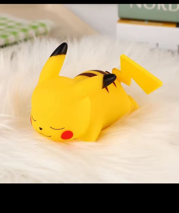 Lampka nocna LED Pokemon Pikachu baterie