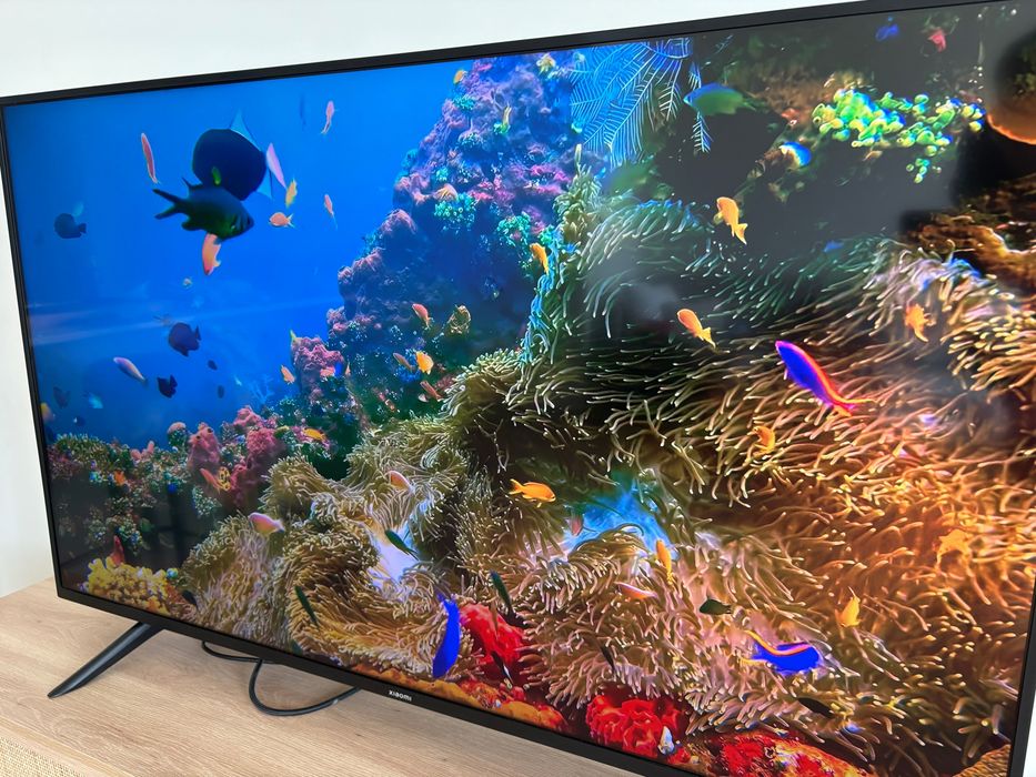 XIAOMI MI P1E 55" (LED - 55'' - 140 cm - 4K Ultra HD - Android SMART TV)