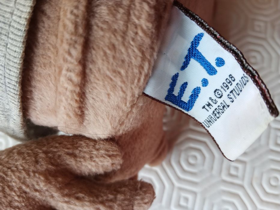 ET o extraterrestre peluche 23cm 1998 E.T. GUND Universal Studios