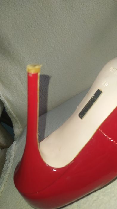 Boskie nowe czerwone wysokie szpilki lakierki Simple roz 40/41+ gratis