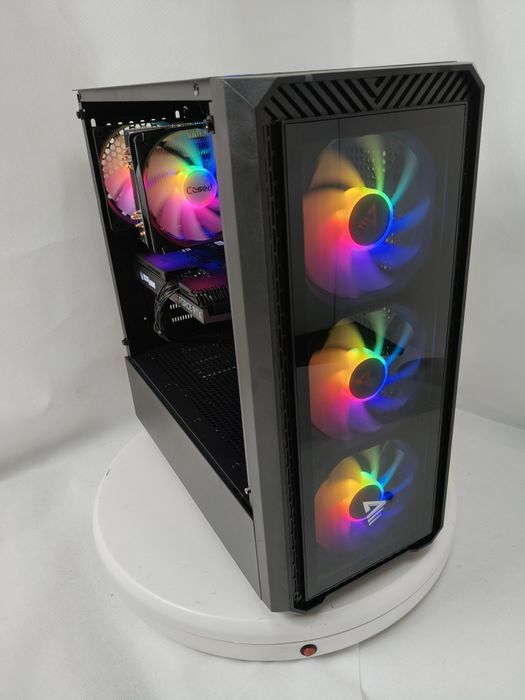 Komputer Gamingowy Ryzen 7 7800X3D,RTX 5070,32 GB,SSD,Win 11