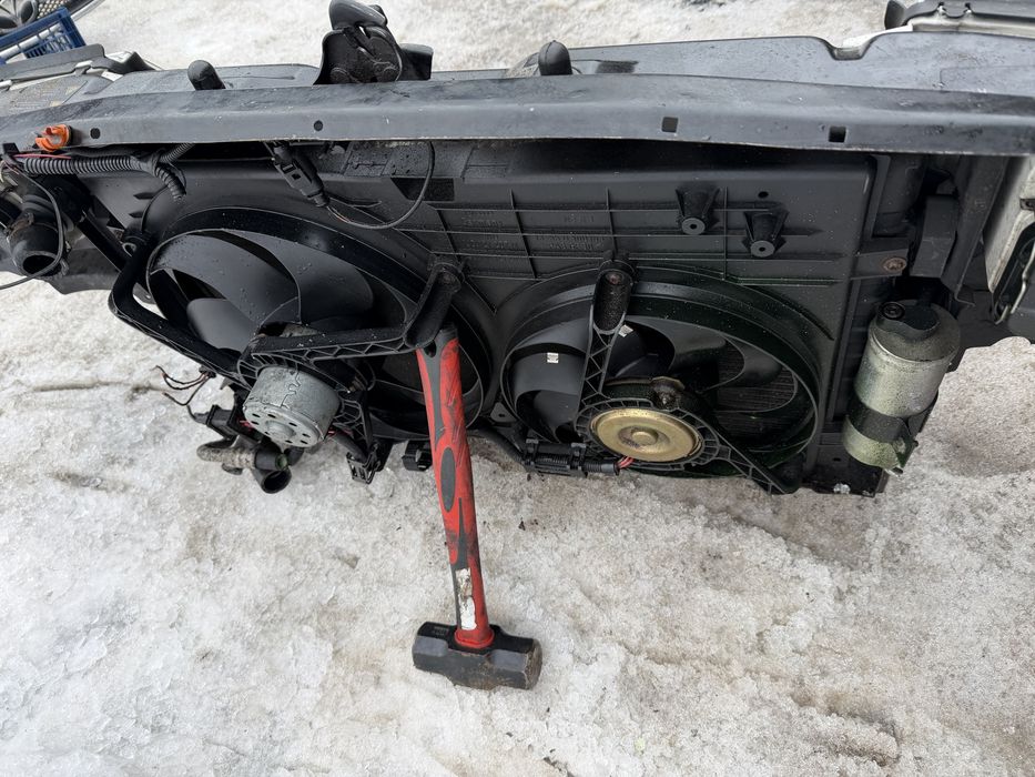 Установочна панель (Телевізор) Skoda Octavia Tour 1996-2010рік