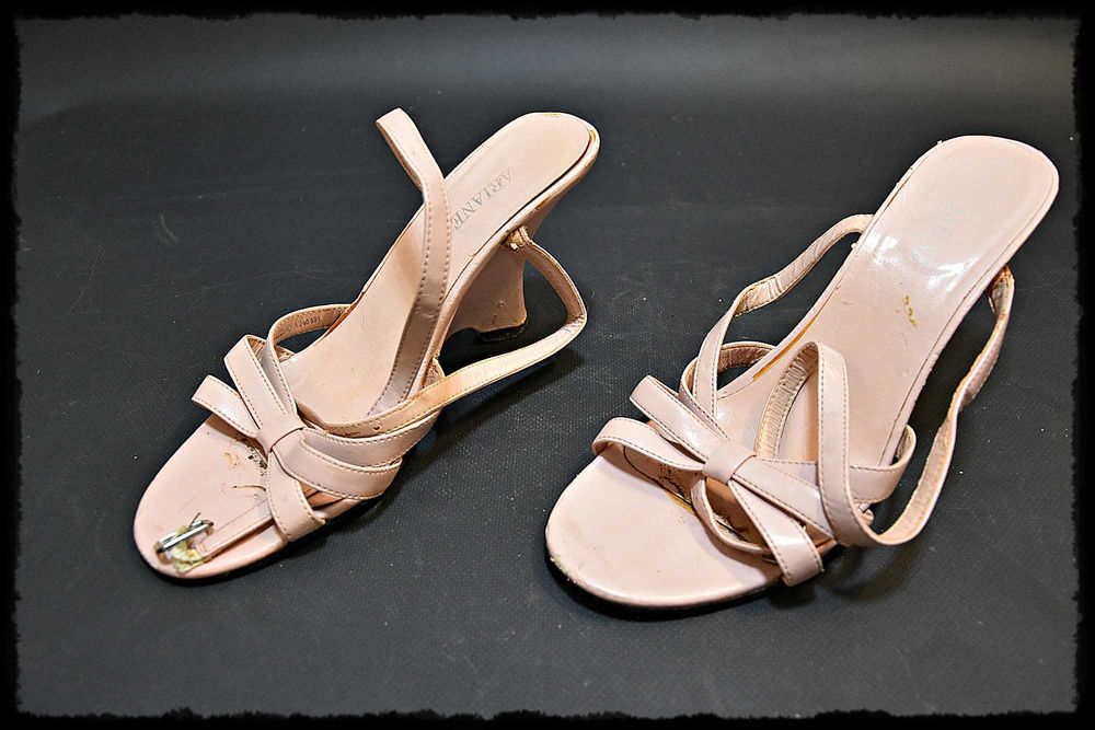 Różowe, pudrowe sandały na obcasie, klapki, rozmiar 40