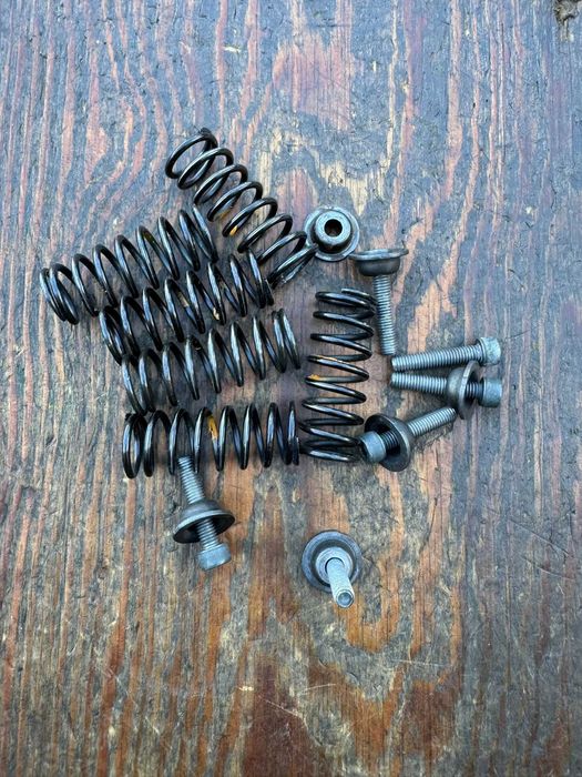 sprezyny sruby sprezyna sruba sprzegla kosza Suzuki LTZ 400 r 03-18