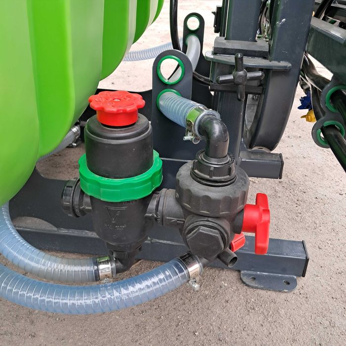 Обприскувач навісний Tolmet 800л 15м оприскувач опрыскиватель навесной