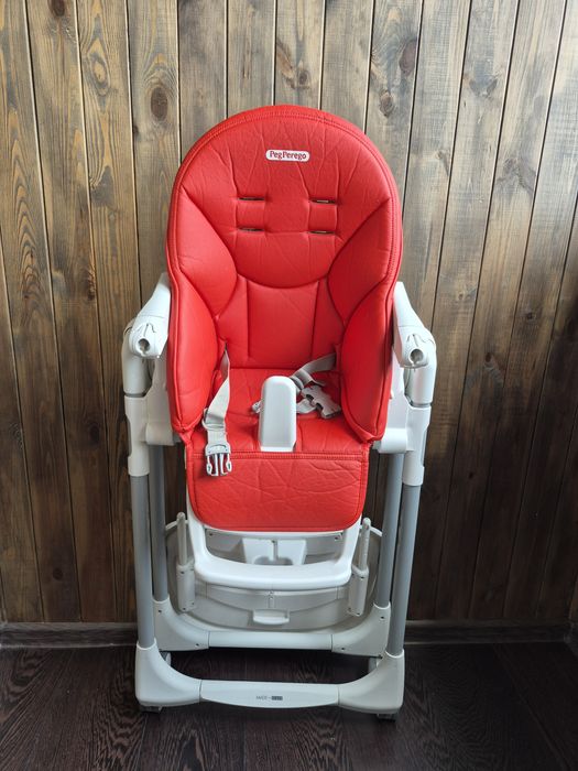 Стільчик для годування Peg-Perego Prima Pappa Follow Me Fragola (червоний)