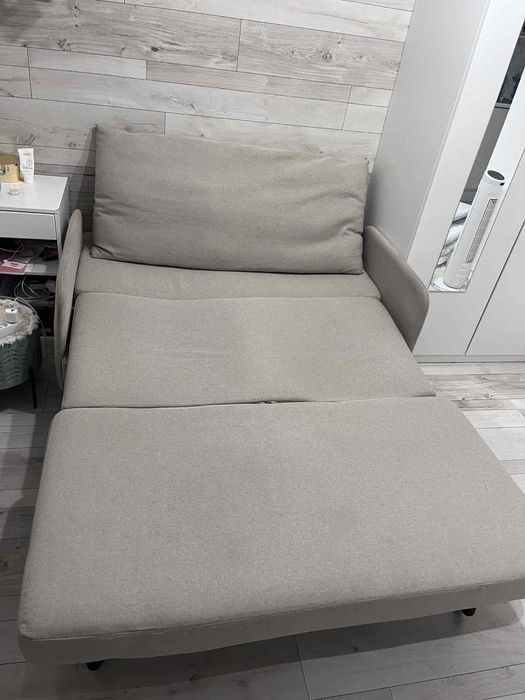 Sofa beżowa model belfast-używana