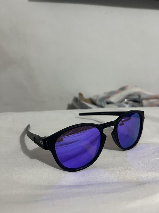 Oculos oakley latch