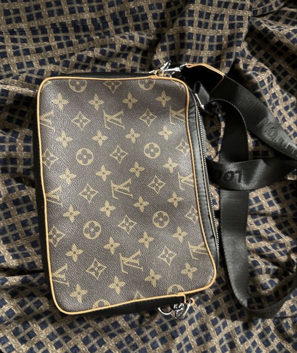 Louis vuitton torba