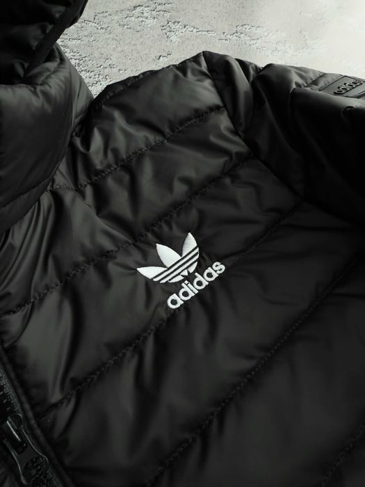Куртка мужская Adidas до 0°С демисезонная с капюшоном адидас черная