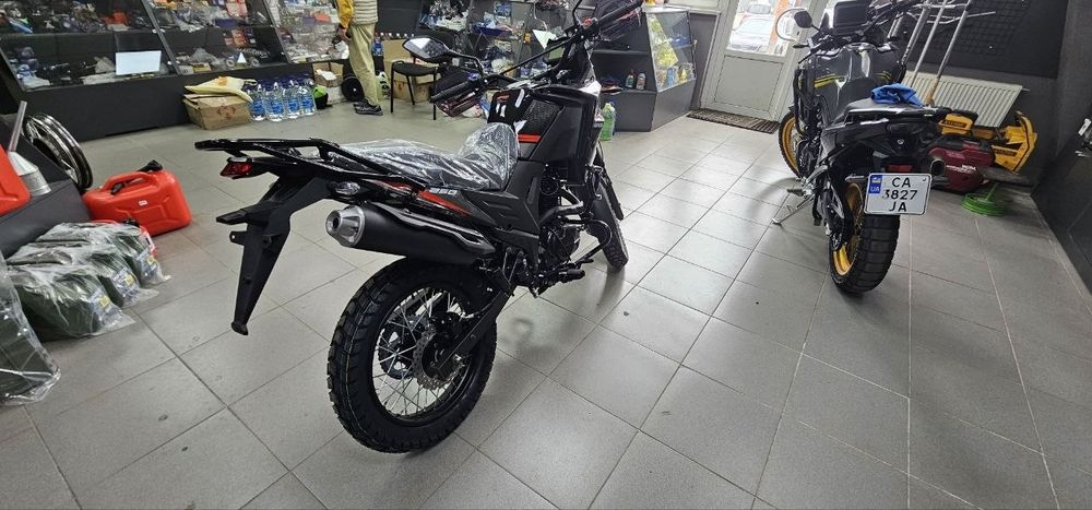 Мотоцикл Loncin ms250