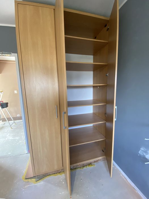 Szafa w dobrym stanie