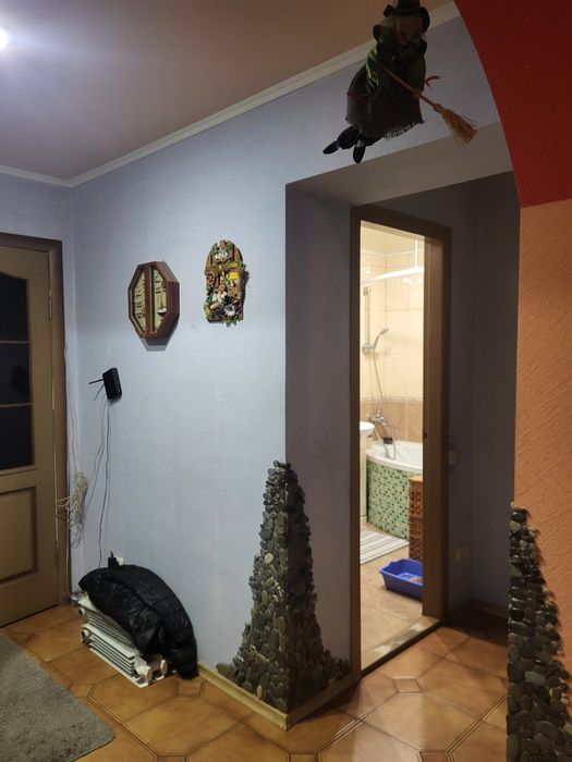 ПРОДАМ 3-Х КІМ.Р-н(Гастело)