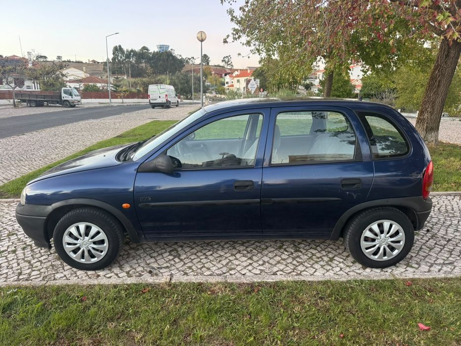 Opel corsa B 180 mil km