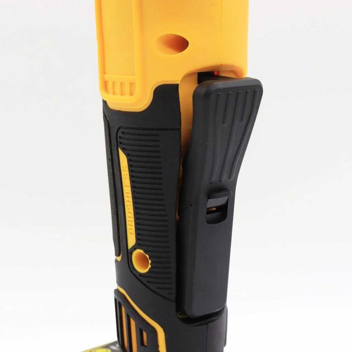 Акумуляторна болгарка Dewalt 125 мм (24V, 4Ah): КШМ у кейсі