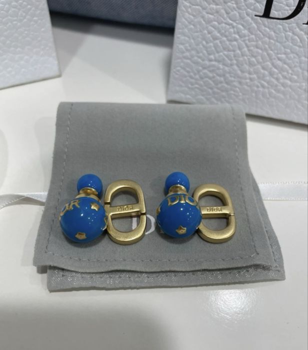 Brincos Dior tribal