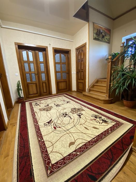 Продаж будинку з терасою, держпрограми - так!