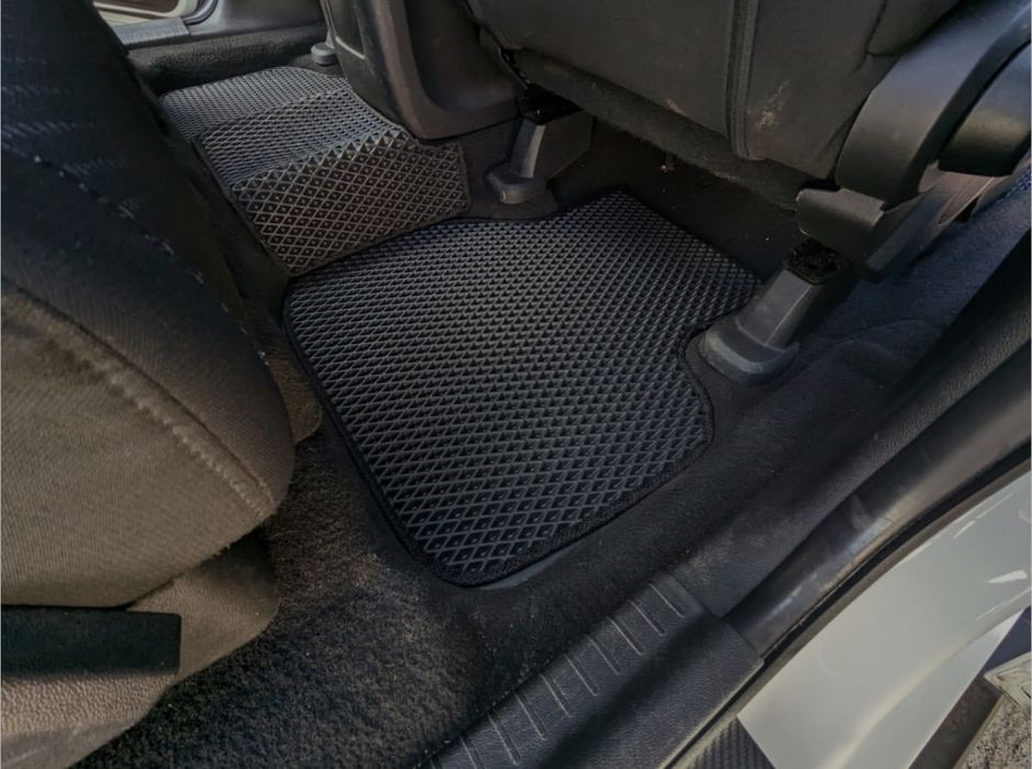 Хіт сезону | 5 килимків для вашого авто! З коврики з бортами і без