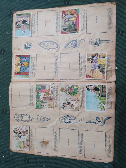 Caderneta de Cromos antiga Branca de Neve e os Sete anões