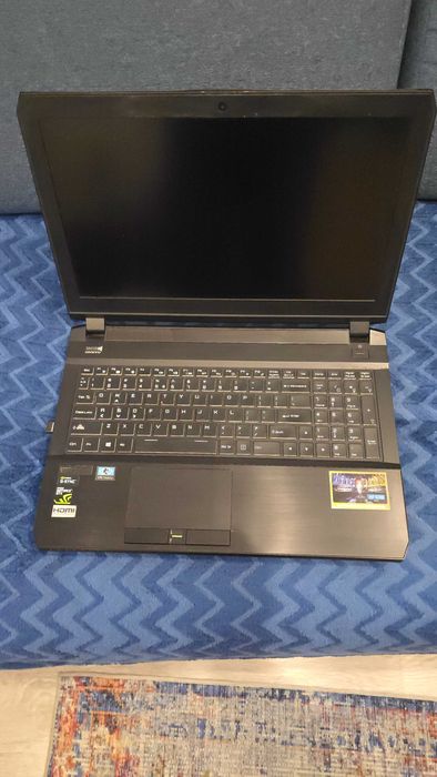 Laptop Dream Machines G1060 (G1060-15PL10)