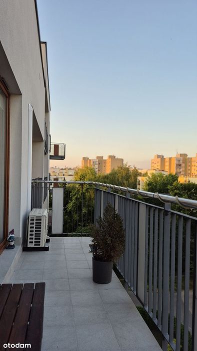 2 pok. 45,6 m² - zaciszne, klimatyzowane, Pirenejska