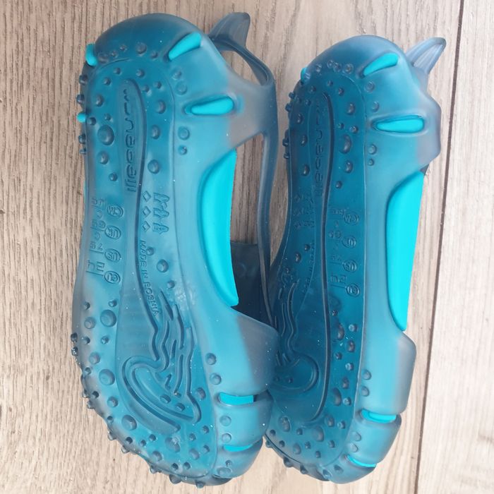 Buty na basen, plażę r.24 (15cm)