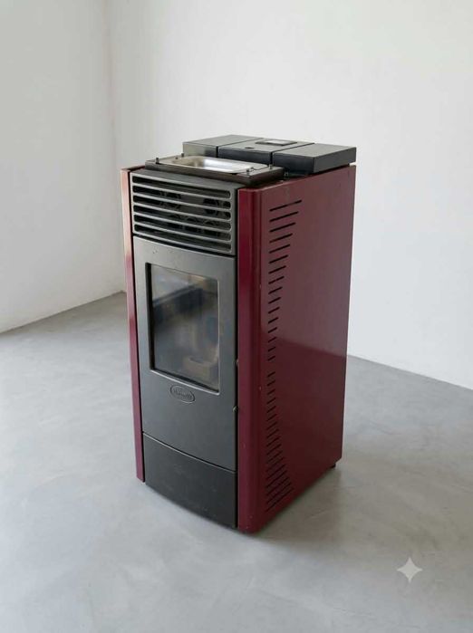 Piecyk Kominek na pellet Ravelli RC70 – 7,4 kW  Stan bardzo dobry