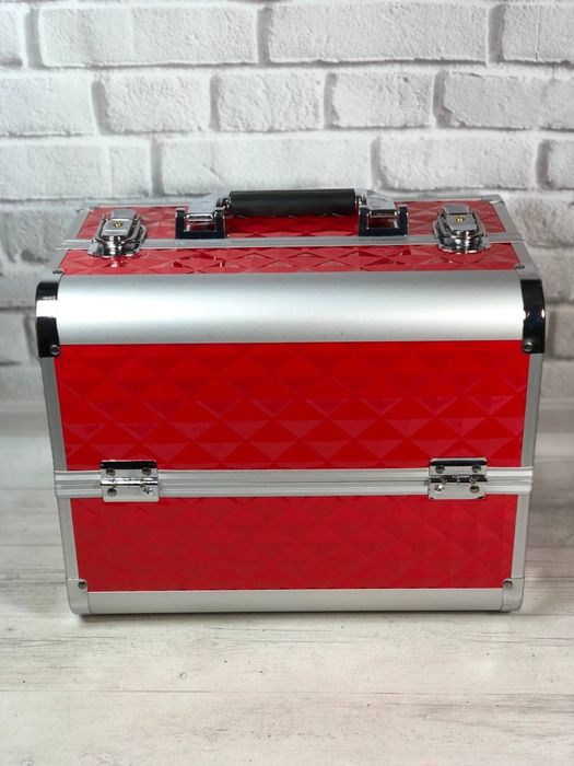 Б'юті-кейс валіза для майстра алюмінієва з розсувними полицями