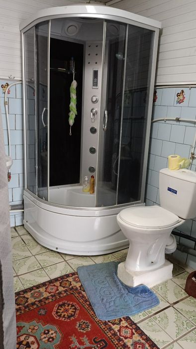 Продам 2 дома на одном участке