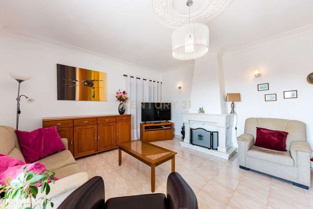 Apartamento T2 a 10min das praias da Linha — São Domingos de Rana, Lisboa